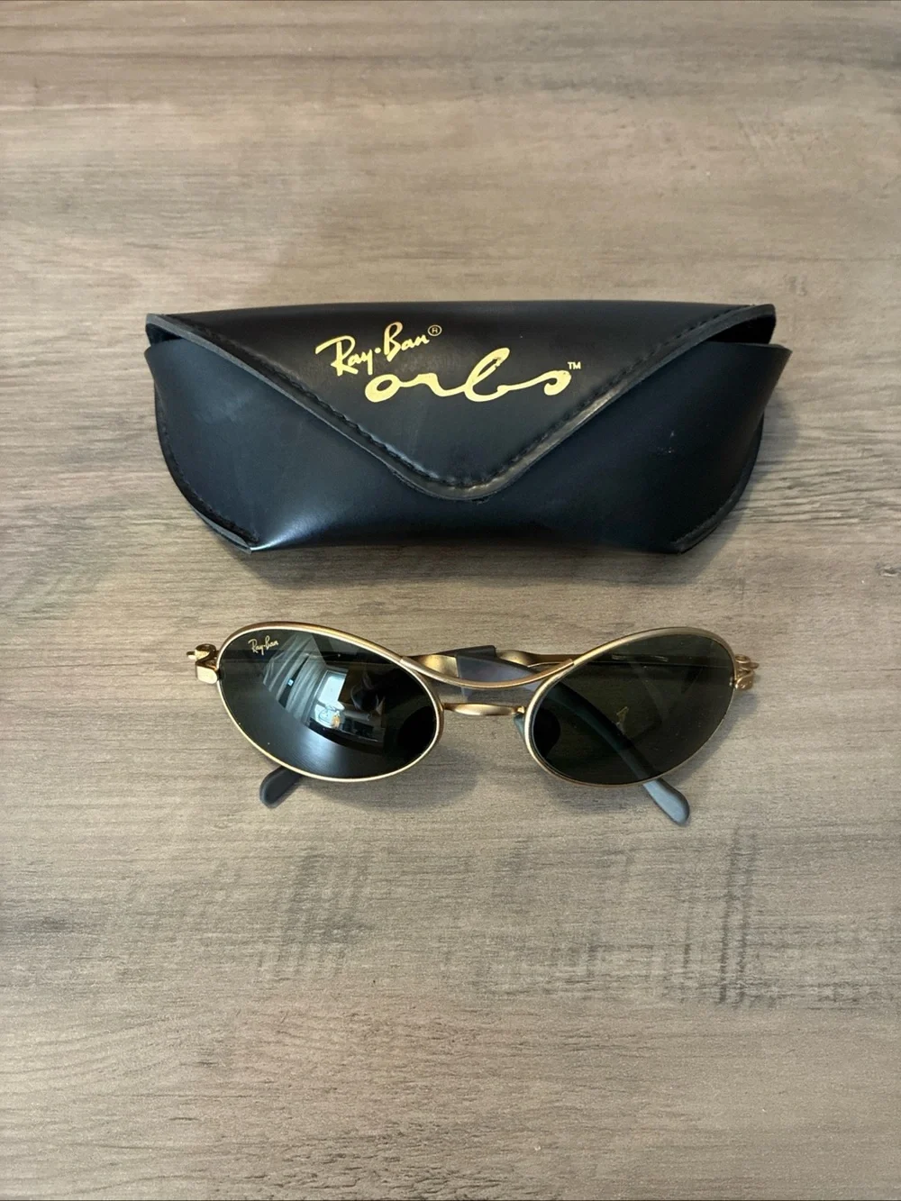 Ray-Ban Gold Frame Sunglasses with Dark Green Lenses